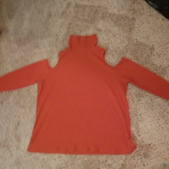 Off Shoulder Turtle Neck Sweater - Picture 2 of 5